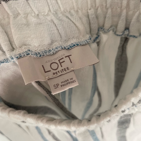 Loft Linen Skirt with pockets (Small) - Picture 3 of 4